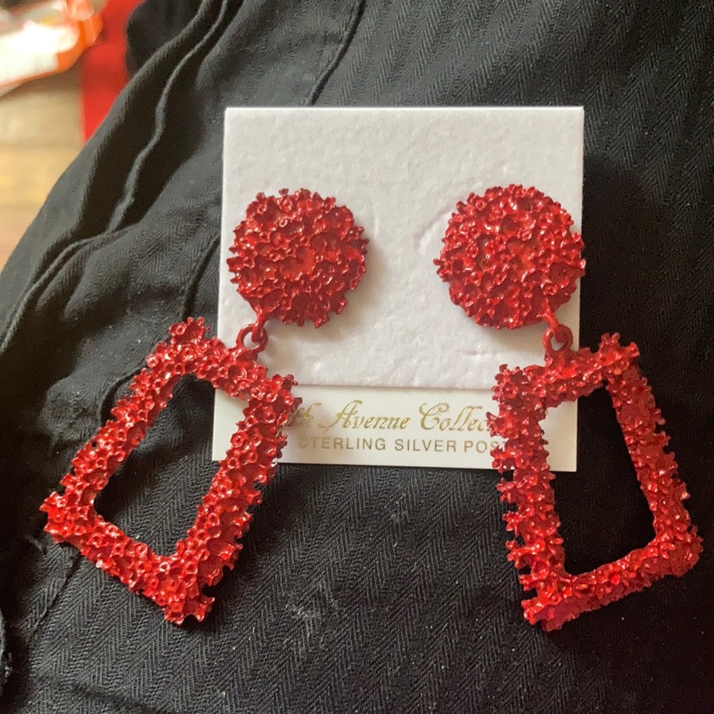 Bold beauty earrings